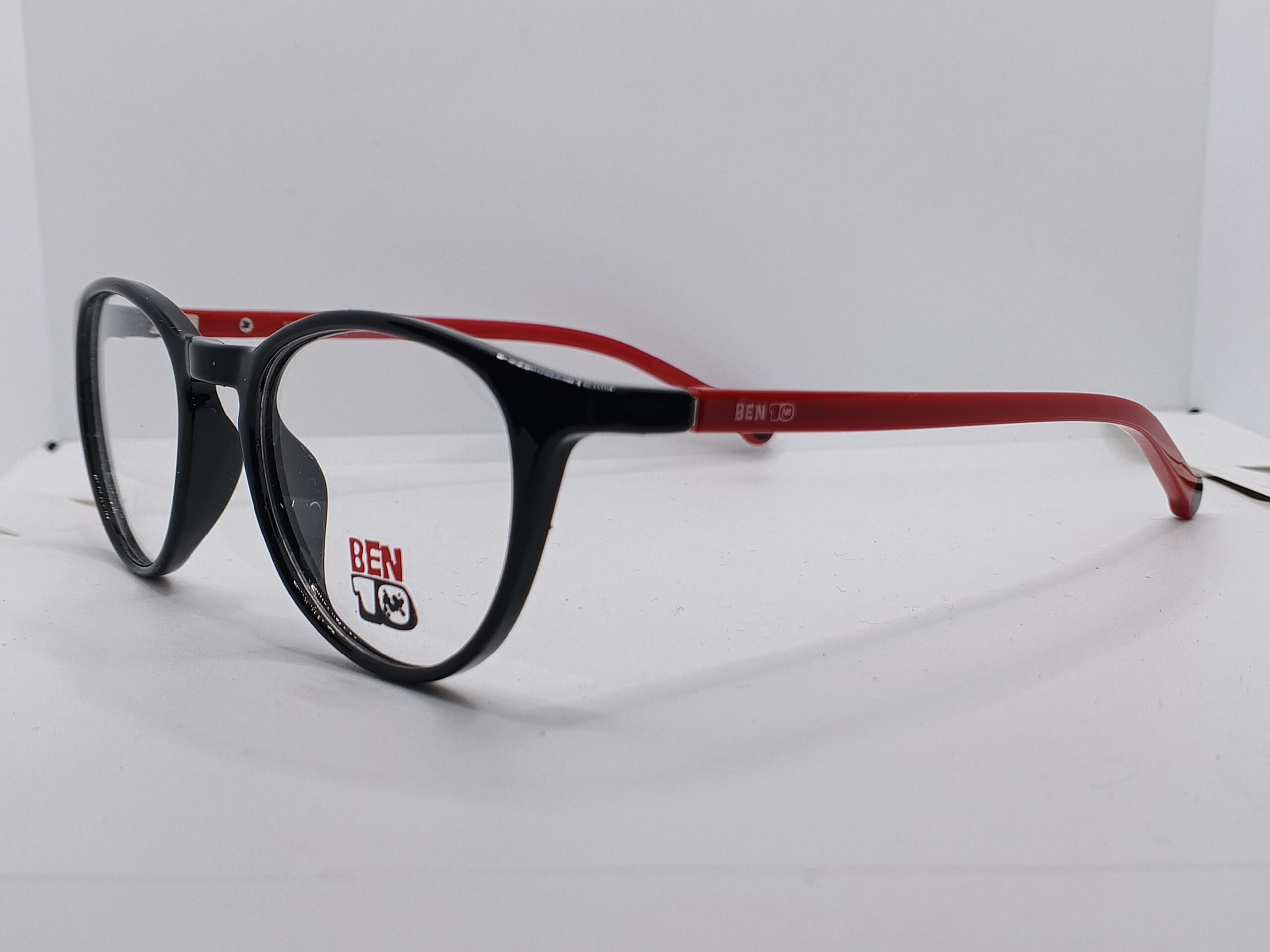 BEN 10 BB2107 Black & Red